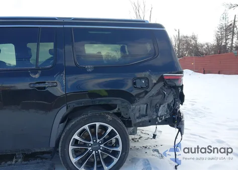 2022 Jeep Wagoneer Series Iii from USA, damaged, VIN 1C4SJVDT4NS139003